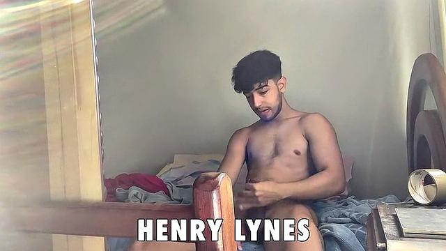 Sneakers & Cum Pumping - Henry Lynes