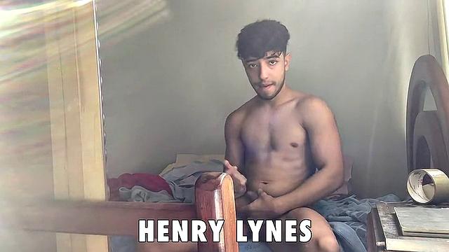 Sneakers & Cum Pumping - Henry Lynes
