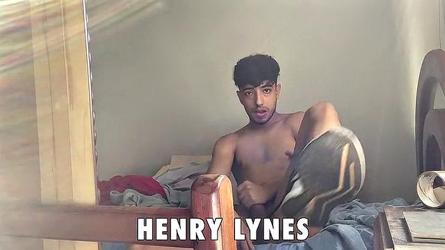 Sneakers & Cum Pumping - Henry Lynes