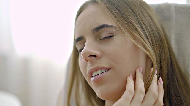 Cutie spices up her morning