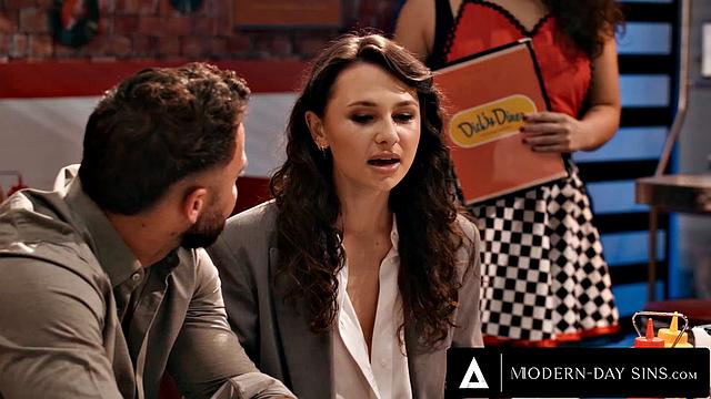 MODERN-DAY SINS - Sneaky Sex In A Diner With Liz Jordan Who Can't Wait To Taste Date's Cock