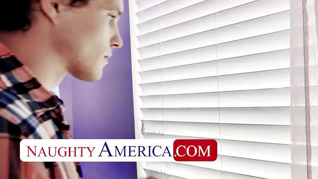 London River enjoys young cock