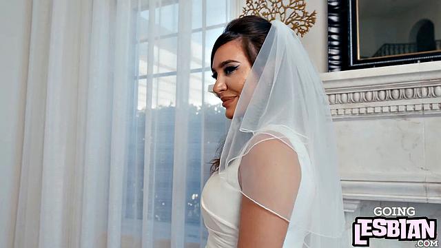 Curious bride tries lesbian tribbing