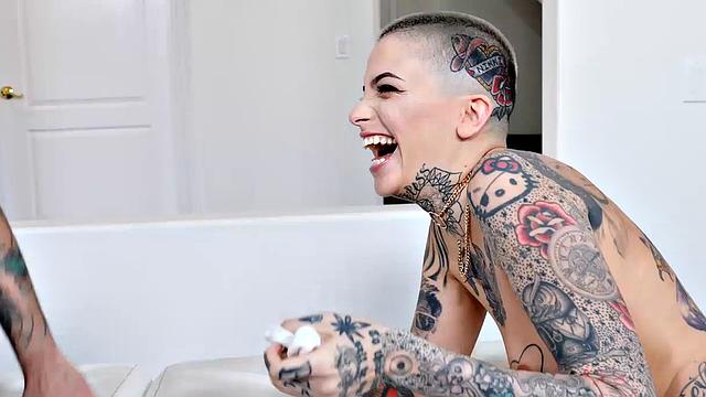 Leigh Raven Enjoys Anal