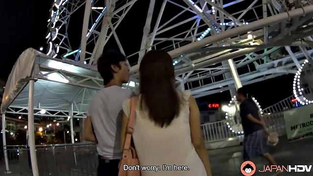 Chihiro Akino and lover on a date in The Philippines