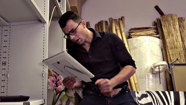 Curvy lingerie milf squirting during sex on cock