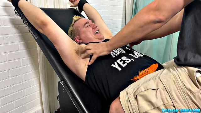 Achilles finally tops Matt and enjoys every second of payback