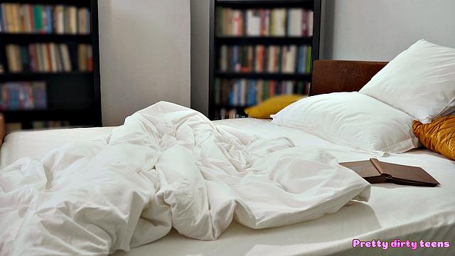 Latina maid has great ass