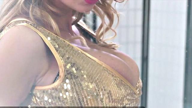 Katarina Dubrova's Table Dance