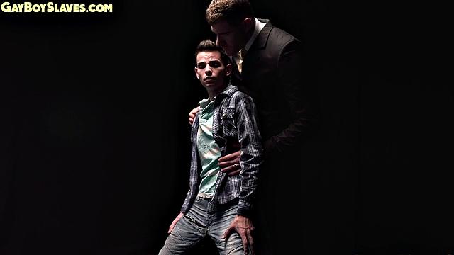 Skinny oiled submissive twink gets by dominant DILF