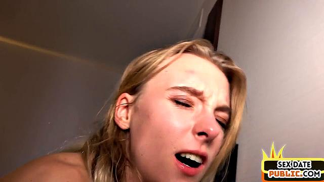 Public picked up babe banged after BJ in hotel