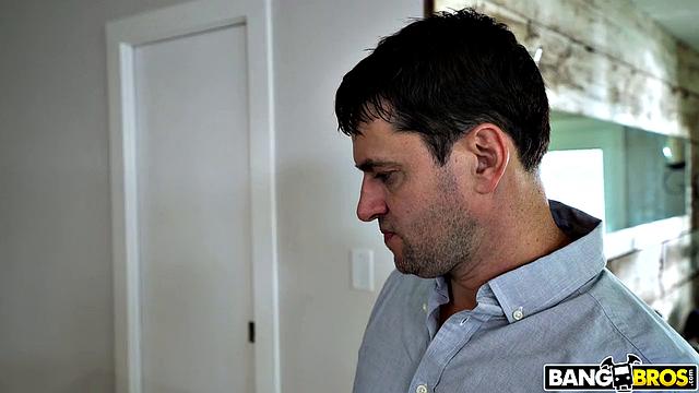 Sexy Stepdaughter Got Game