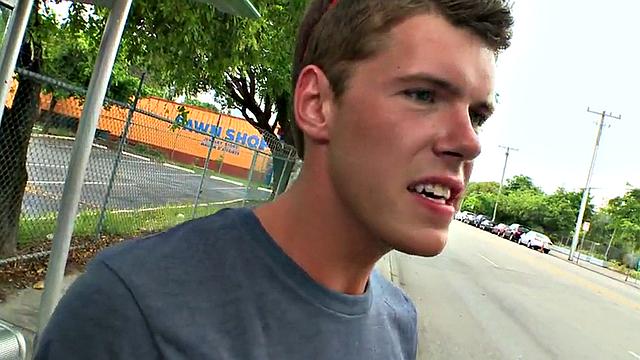 Watch this Ebony bottom get her tight asshole stretched by a huge cock while getting picked up outdoors