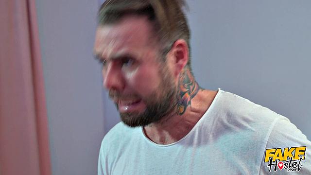 Sudden Threesome for Lovers