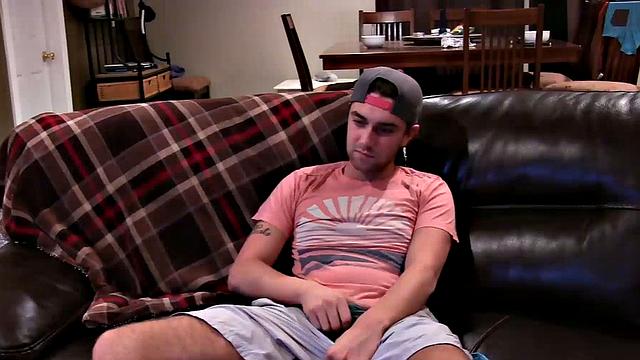 Amateur Troy Styles Beats Meat