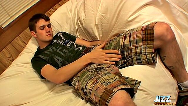 Bryce Corbin Eats Jizz in Straight Scene