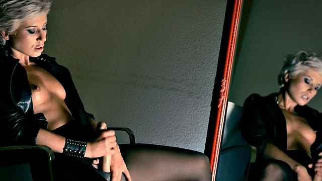 Loves Her Reflection