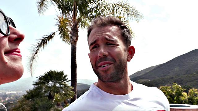 NAUGHTY TEEN BLONDE EMMA ROSIE GETS ASS FUCKED BY OLDER HANDYMAN