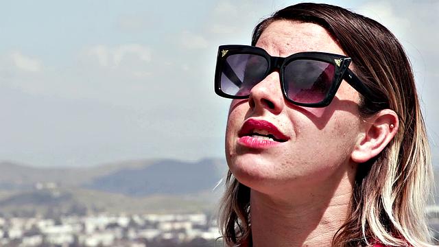 NAUGHTY TEEN BLONDE EMMA ROSIE GETS ASS FUCKED BY OLDER HANDYMAN