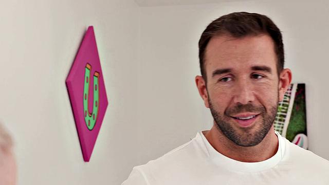 NAUGHTY TEEN BLONDE EMMA ROSIE GETS ASS FUCKED BY OLDER HANDYMAN