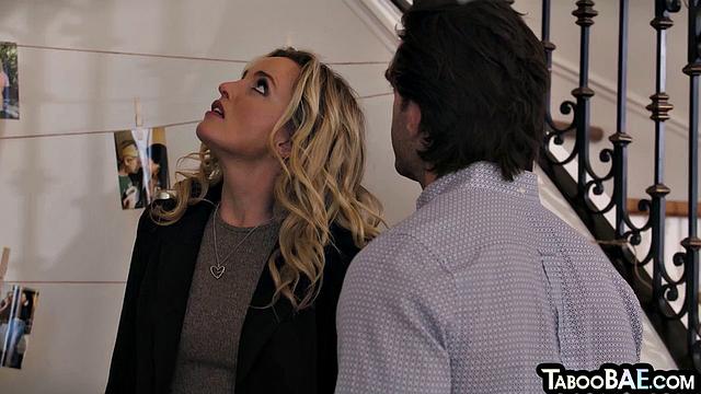 Cockhungry cougars in 3some