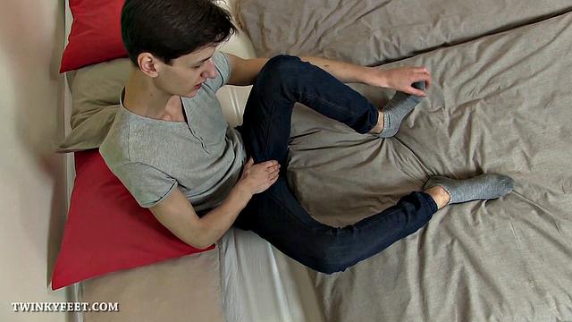 Twink Bo Randall Off