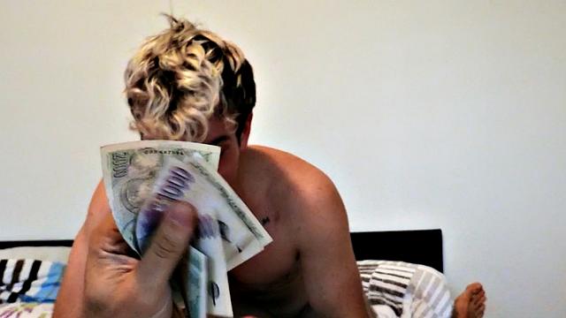 Euro guy picked up and assdrilled in homemade POV