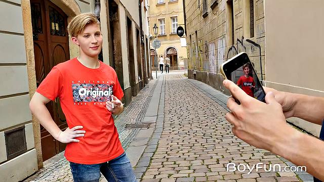 Энди Форд встречается с Андреа Хай