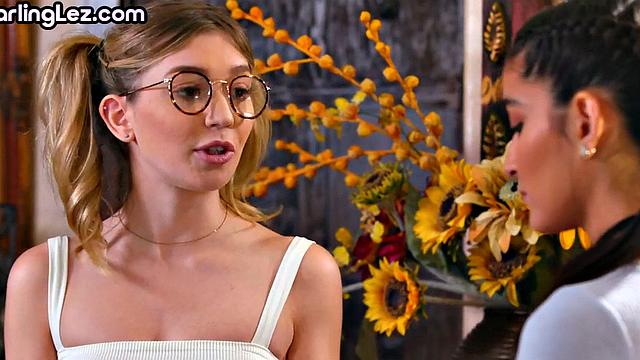 Petite lesbian babe scissoring her GF after fingering