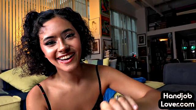 Cute 21yo babe cockriding