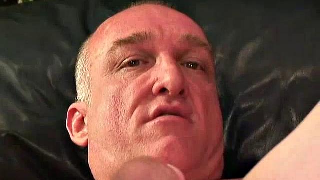 This man loves that ass play! A carpenter from northeast Georgia, Bo is in and out of Atlanta on a regular basis. He says he absolutely loves sex and would like to take as many dicks at a time as he can, which sounds good to me.