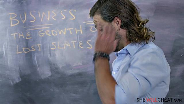 Джейми Мишель жарко отрывается с молодым ассистентом мстя мужу изменщику.