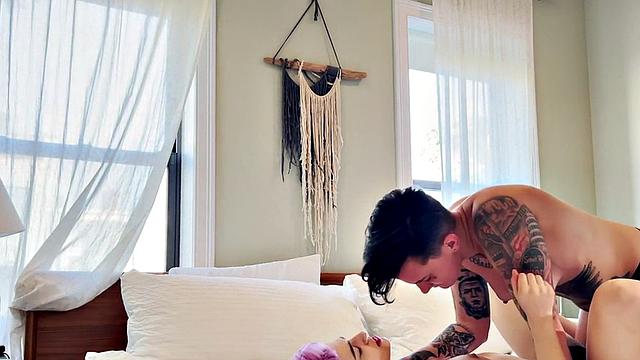 Tattooed queer licks GFs pussy in steamy sex at home