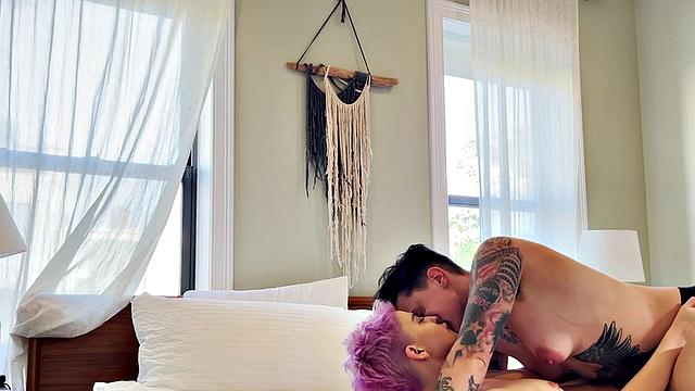 Tattooed queer licks GFs pussy in steamy sex at home