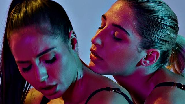 Latina lesbians work out their kinks with pussy licking and kissing in sneakers