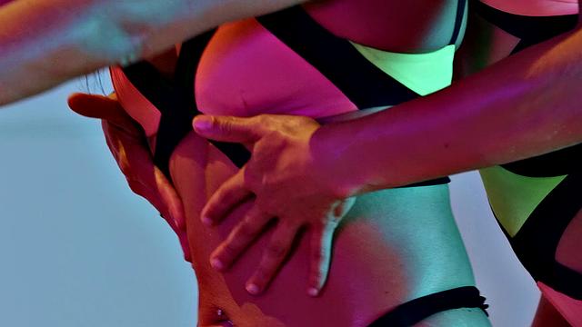 Latina lesbians work out their kinks with pussy licking and kissing in sneakers