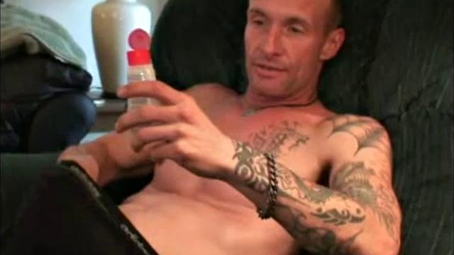 A familiar face, this young man is another casualty of the disastrous economy we are in at the moment. Tim is 41 years old, 6 foot and 165 pounds. He makes his living doing odd jobs and whatever he can.