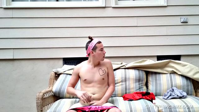 Amateur Stroking In The Sunlight