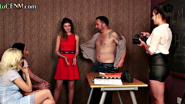 British CFNM amateurs wanking guy