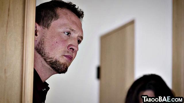 Anal-loving sluts hard fucked in a threesome