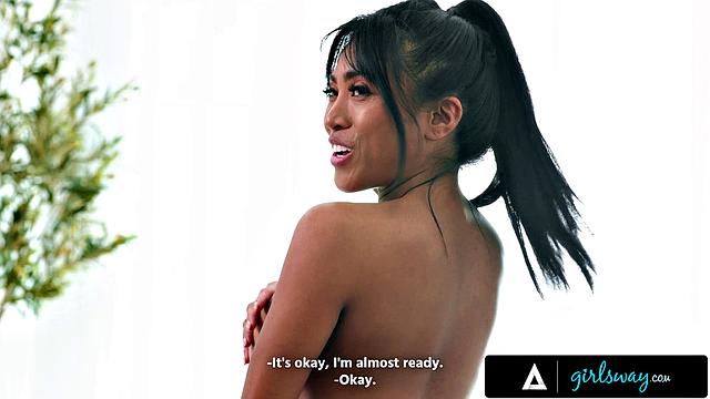 Ember Snow с большими сиськами не выдерживает страстных ласк Laney Grey на массажном столе, орёт от наслаждения.