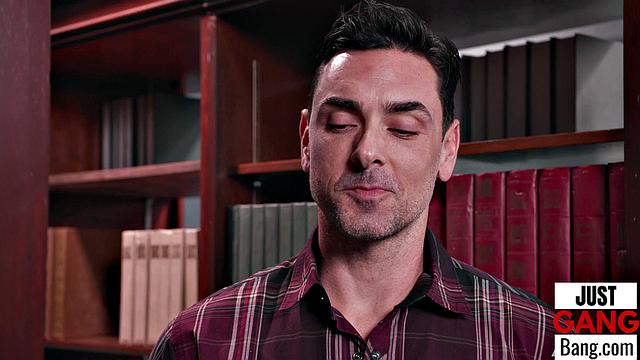 Big Booty Babe Stretching Both Holes