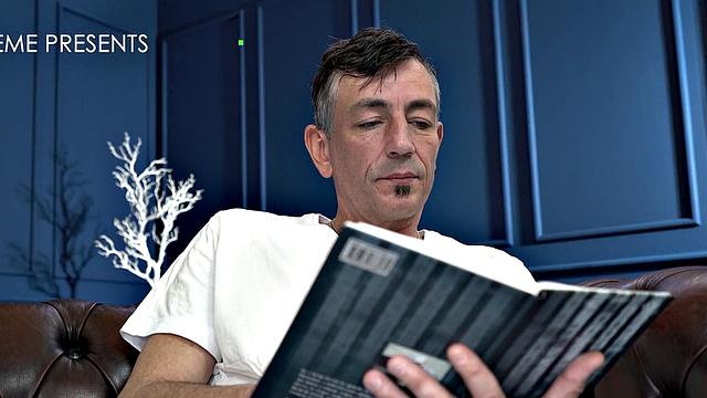 21 SEXTREME - Sexy Shelley Bliss Gets Her Wet Pussy Fucked By Old Teacher