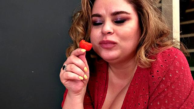 Anna Katz: Titty Bang Bang