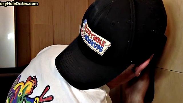 BJ gloryhole DILF eats Black cock in closeup