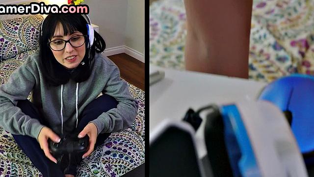 Bigbooty gamer babe pounded by her BF in doggystyle