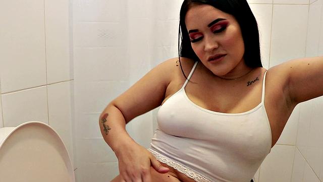 Mouth eats, pussy pays! Easiest way to get a girl and have sex for free