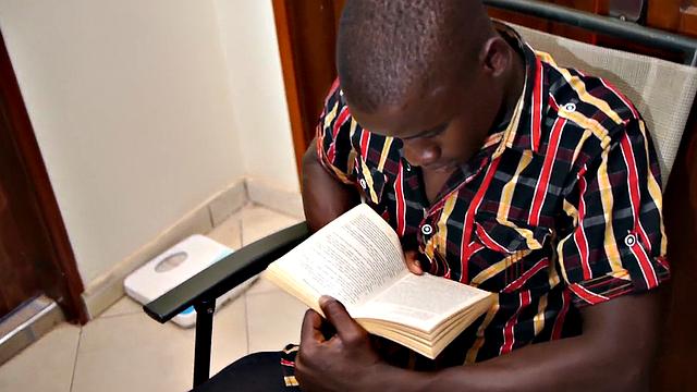 Taboo African amateur handjob with straight lad