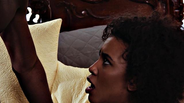 Black stepsis pleasing stepbro with her stunning ass