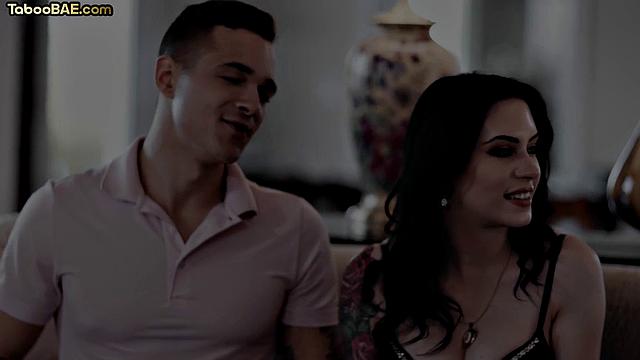 Petite ink cockriding in 3some